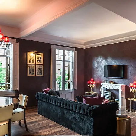 Lägenhet Thesuites Barcelona