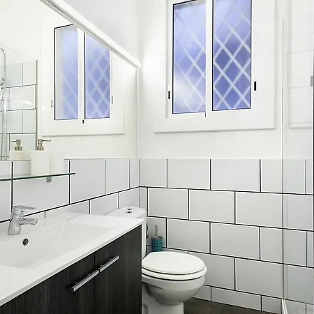 Thesuites Lägenhet